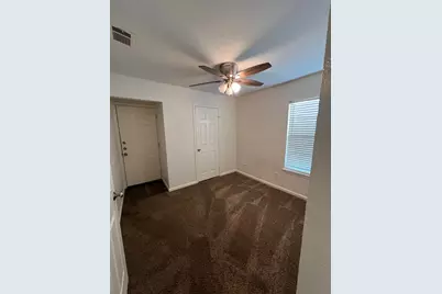 311 Navarro Lane, Grand Prairie, TX 75052 - Photo 14