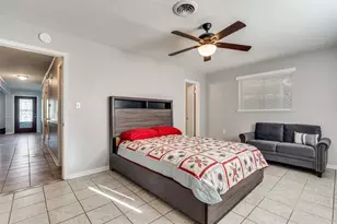 1505 N Matthews St, Bowie, TX 76230 - Photo 14