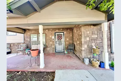 114 Nolan Street, Tye, TX 79563 - Photo 1