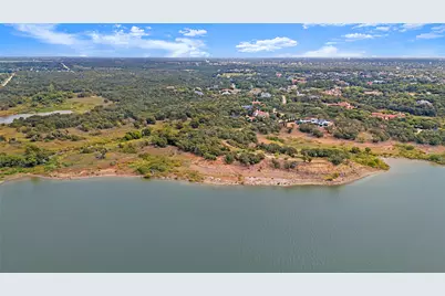 6204 Shoreview Court, Flower Mound, TX 75022 - Photo 4