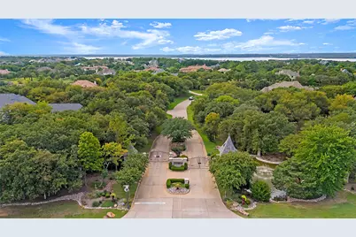 6204 Shoreview Court, Flower Mound, TX 75022 - Photo 12