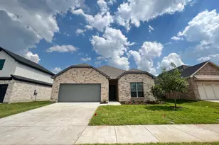 490 Oak Crk Dr, Lavon, TX 75166 - Photo 2