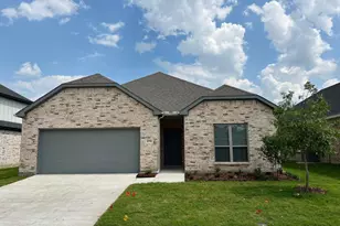 490 Oak Crk Dr, Lavon, TX 75166 - Photo 1