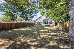 511 Maple St, Howe, TX 75459 - Photo 38