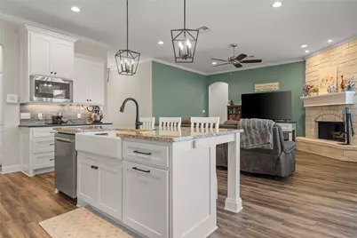 10420 Fallen Leaf Drive, Waco, TX 76712 - Photo 14