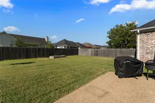 10420 Fallen Leaf Dr, Waco, TX 76712 - Photo 36