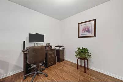 1711 Barton Drive, Arlington, TX 76010 - Photo 10