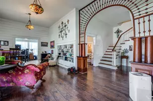 310 E Tarrant St, Bowie, TX 76230 - Photo 6