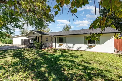 204 W Park Street, Little Elm, TX 75068 - Photo 2