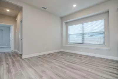 213 Town Park Avenue, Princeton, TX 75407 - Photo 6