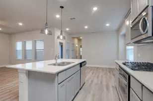 213 Town Pk Ave, Princeton, TX 75407 - Photo 8