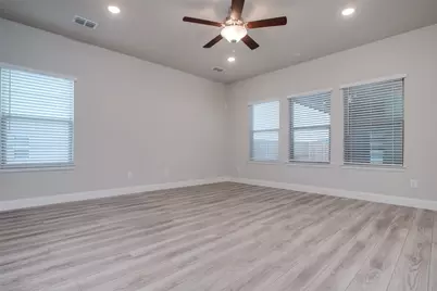 213 Town Park Avenue, Princeton, TX 75407 - Photo 18