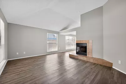 904 Breckenridge Drive, DeSoto, TX 75115 - Photo 4