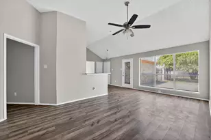 904 Breckenridge Dr, DeSoto, TX 75115 - Photo 8