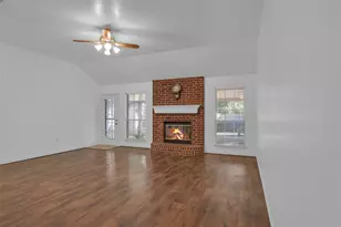 1108 Pine Ridge Dr, Azle, TX 76020 - Photo 8