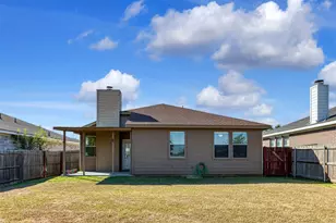 1021 Buffalo Springs Dr, Fort Worth, TX 76140 - Photo 34