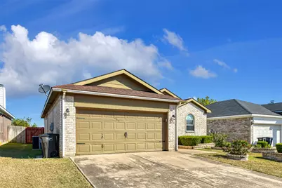 1021 Buffalo Springs Drive, Fort Worth, TX 76140 - Photo 4