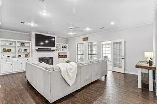 14 Lillis Park Cir, Denison, TX 75020 - Photo 8