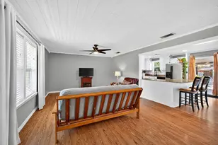 103 Bowie Dr, Lake Kiowa, TX 76240 - Photo 8