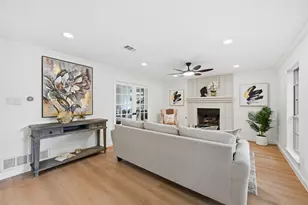 3209 Rustic Woods Dr, Bedford, TX 76021 - Photo 12