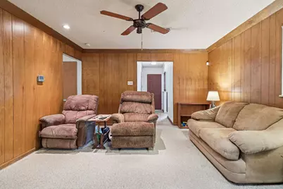 2105 Briarwood Boulevard, Arlington, TX 76013 - Photo 10