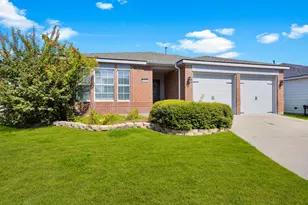 4305 Falcon Dr, Sherman, TX 75092 - Photo 2