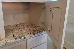 203 W Cherry St, Nocona, TX 76255 - Photo 10