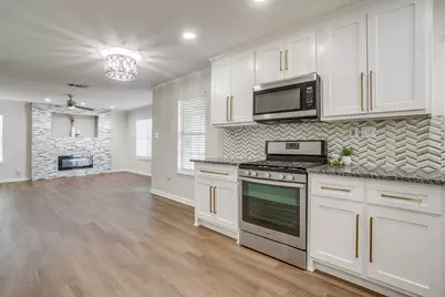 2725 Halbert Street, Fort Worth, TX 76112 - Photo 2