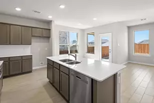 2369 Rams Horn Dr, Waxahachie, TX 75167 - Photo 4