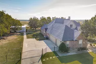 6734 Oak Hill Ln, Celina, TX 75009 - Photo 2