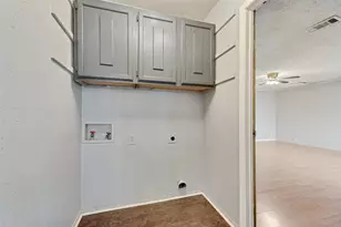 711 Valley Hill Rd, Duncanville, TX 75137 - Photo 10