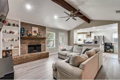 2012 Norfolk Drive, Arlington, TX 76015 - Photo 2