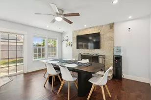 2102 Statler Dr, Carrollton, TX 75007 - Photo 8