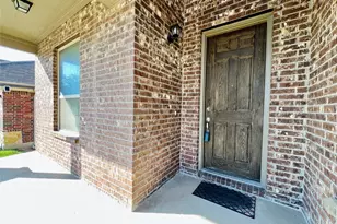 5644 Salt Springs Dr, Fort Worth, TX 76179 - Photo 2