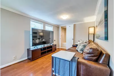 4519 Elsby Avenue, Dallas, TX 75209 - Photo 8