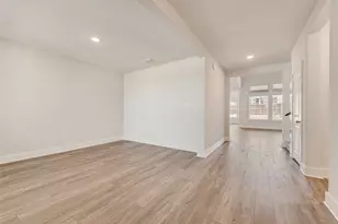 1751 Shumard St, Waxahachie, TX 75165 - Photo 8