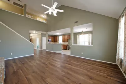 121 Redwood, Terrell, TX 75160 - Photo 4