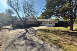 3951 Gaspar Dr, Dallas, TX 75220 - Photo 24