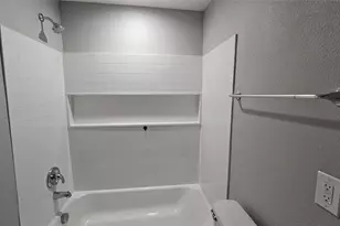 709 Beech St, Bonham, TX 75418 - Photo 6