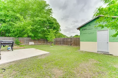 112 Ryburn Street, Waxahachie, TX 75165 - Photo 18