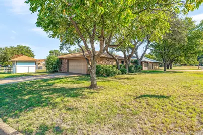 1514 Thomas Lane, Graham, TX 76450 - Photo 4