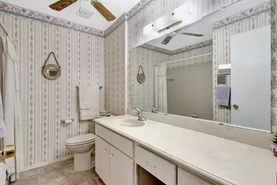 2103 Bordeaux Drive, Carrollton, TX 75007 - Photo 20