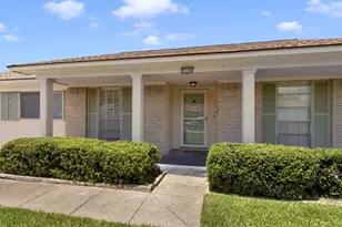 2103 Bordeaux Dr, Carrollton, TX 75007 - Photo 4