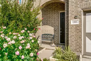 1393 Bonanza Ln, Lewisville, TX 75077 - Photo 2