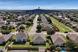900 Pebblecreek Dr, Burleson, TX 76028 - Photo 40