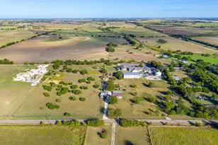 6270 Woodard Ave, Cleburne, TX 76033 - Photo 30