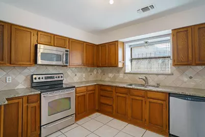 5118 Ledgestone Drive, Fort Worth, TX 76132 - Photo 10