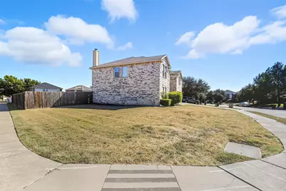 701 S Heights Drive, Crowley, TX 76036 - Photo 4