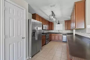 701 S Heights Dr, Crowley, TX 76036 - Photo 14