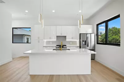 1425 N Garrett Avenue #110, Dallas, TX 75206 - Photo 10